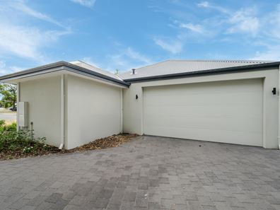 8A Deering Street, Westminster WA 6061