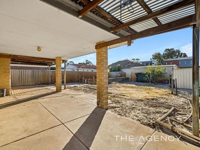 14 Dora Street, Queens Park WA 6107