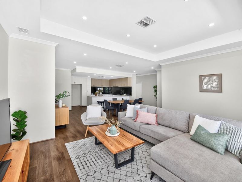 1/8 Spring Avenue, Middle Swan WA 6056