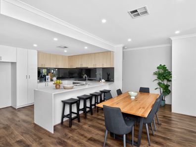 1/8 Spring Avenue, Middle Swan WA 6056