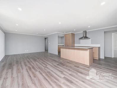 37 Moore Street, Collie WA 6225