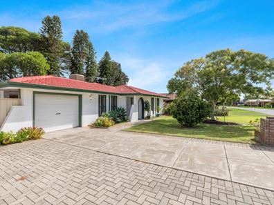 24 Haselmere Circus, Rockingham WA 6168