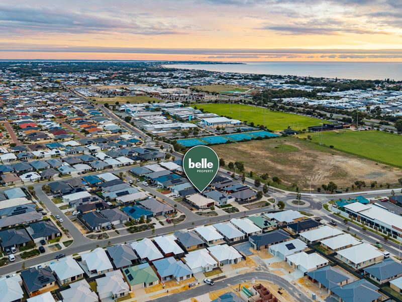 44 Alverstone Boulevard, Lakelands