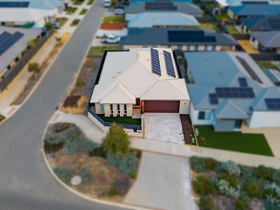 44 Alverstone Boulevard, Lakelands WA 6180