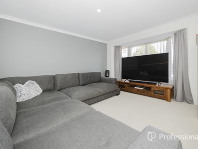 64 Mowbray Square, Clarkson WA 6030