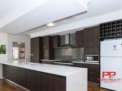 1 Katoomba Place, Belmont WA 6104