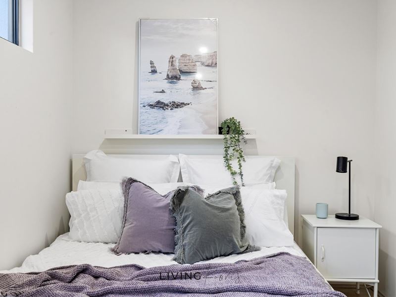 Room/2  171B Shepperton Road, Victoria Park