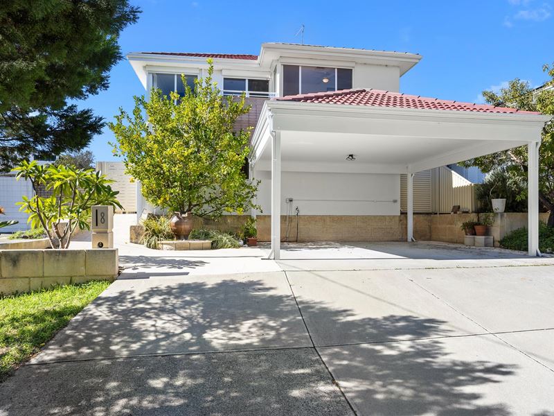 8 Willis Road, Beaconsfield WA 6162