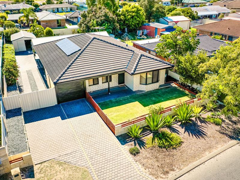 22 Holcombe Road, Warnbro