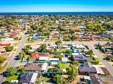 22 Holcombe Road, Warnbro WA 6169