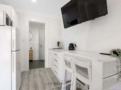 Room/6  19 Grose Way, Noranda WA 6062