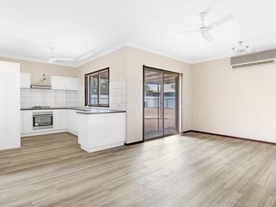 3 Watts Place, Baynton WA 6714