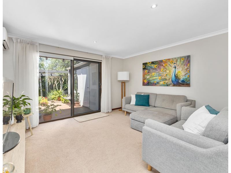 4/13 Cale Street, Como