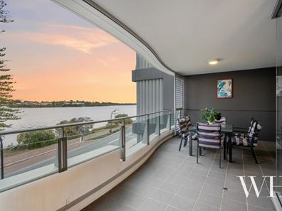 22/21 The Esplanade, Mount Pleasant WA 6153