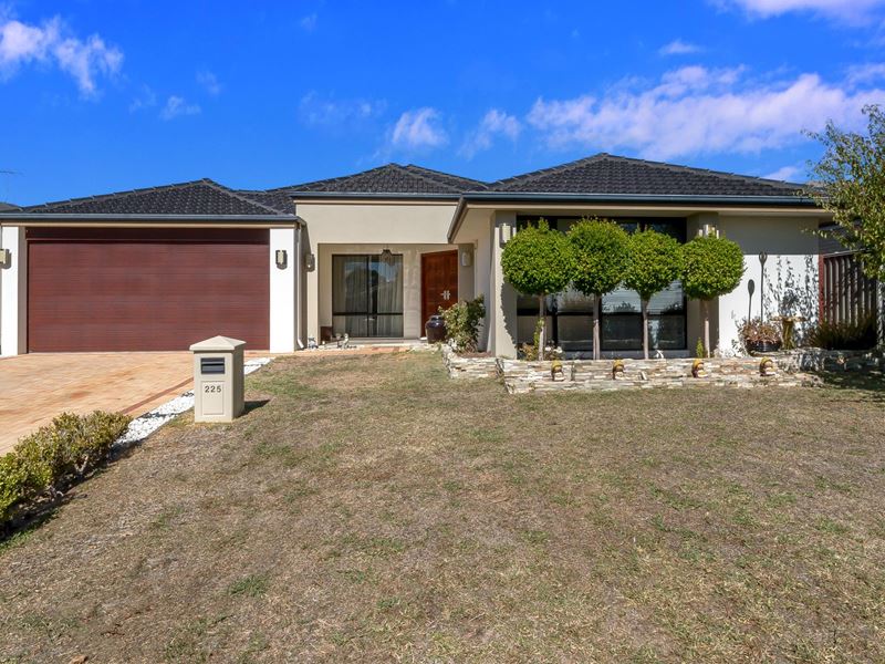 225 Mason  Road, Piara Waters WA 6112