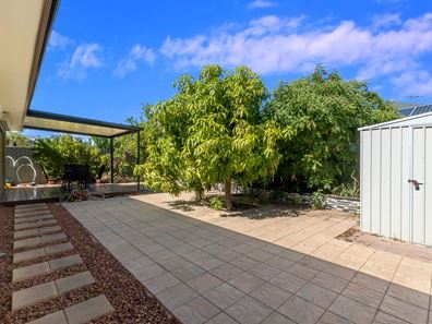 225 Mason  Road, Piara Waters WA 6112