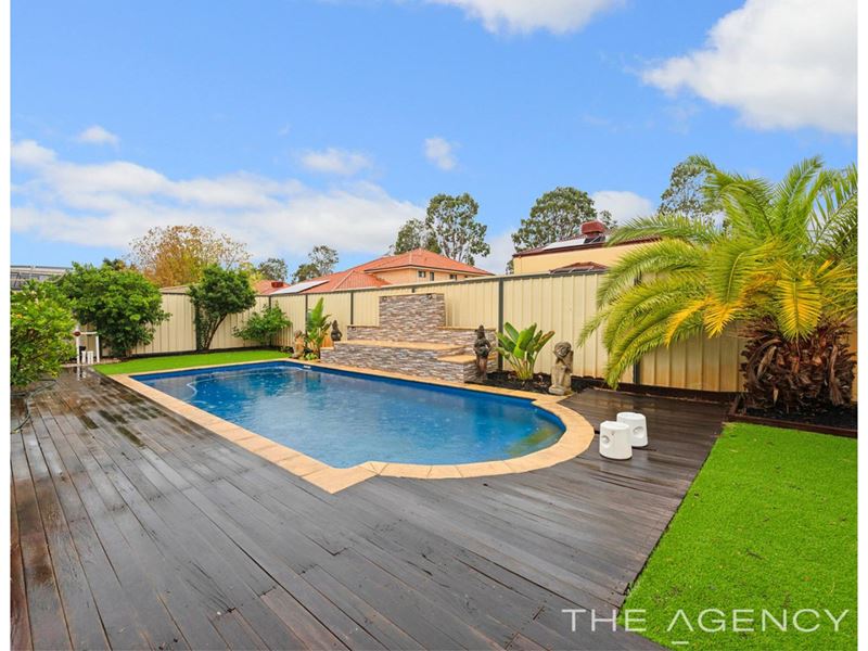 1 Grafton Court, Canning Vale WA 6155