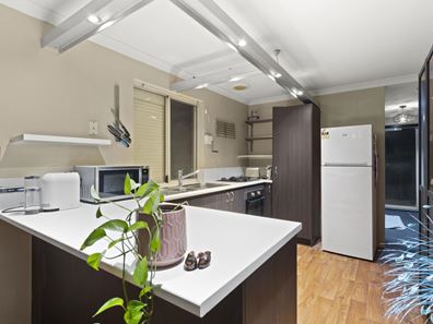 16 Darton Loop, Bertram WA 6167