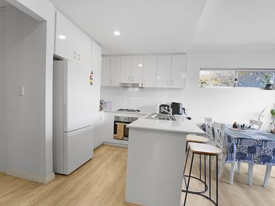 1/4 Mellar Ct, Midland WA 6056