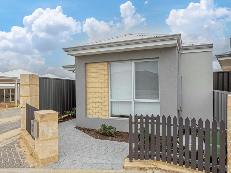 85 Rathkeale Blv, Ridgewood