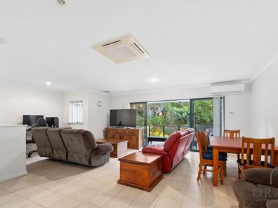 3/15 Peel St, Mandurah WA 6210