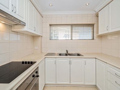10N/9 Parker Street, South Perth WA 6151