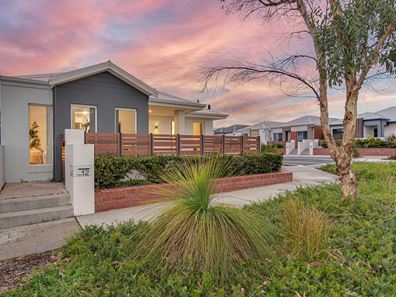 12 Santapola Approach, Alkimos WA 6038