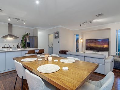 12 Santapola Approach, Alkimos WA 6038