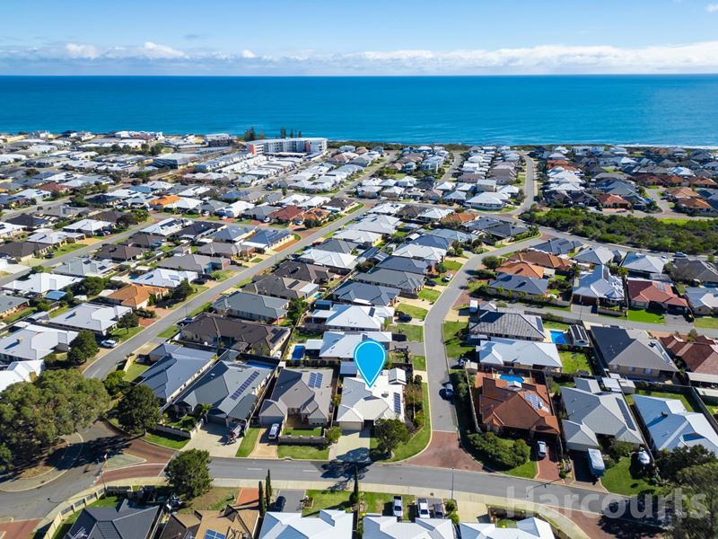 30 Carissa Turn, Halls Head WA 6210