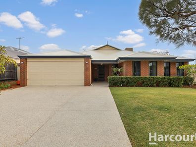 30 Carissa Turn, Halls Head WA 6210
