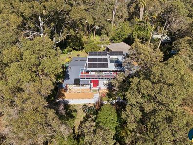 15 Hall Road, Roleystone WA 6111
