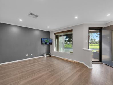 14 Keraudren Vale, Secret Harbour WA 6173