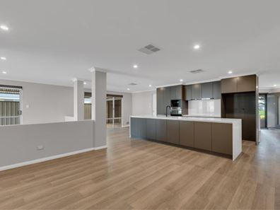 14 Keraudren Vale, Secret Harbour WA 6173