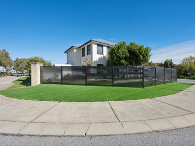 15 Longshaw Circuit, Canning Vale WA 6155