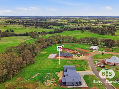 84 Livingstone Heights, Roelands WA 6226