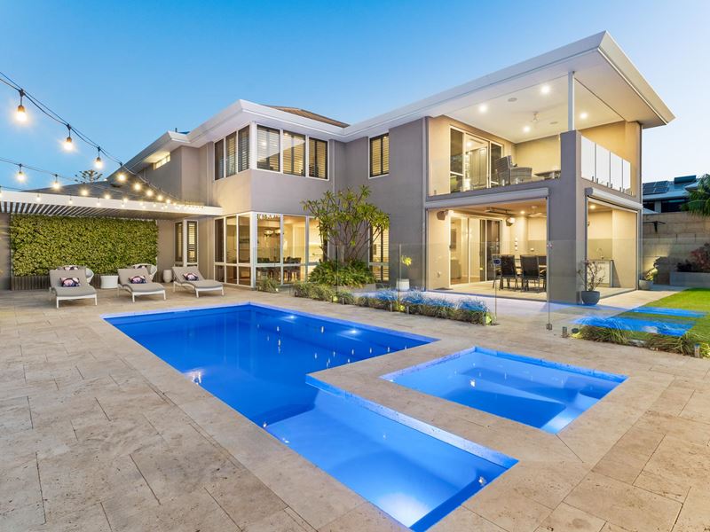 4 Bendalong Boulevard, Secret Harbour
