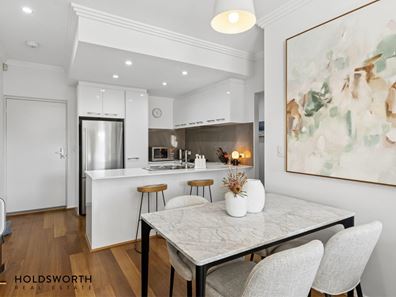 7/9 Elanora Street, Joondanna WA 6060