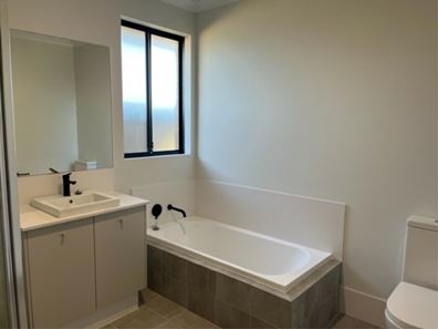 1 Allendale Way, Wellard WA 6170