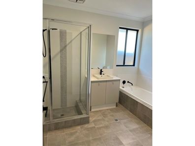1 Allendale Way, Wellard WA 6170