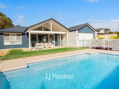 39 Alwoodley Tce, Dunsborough WA 6281