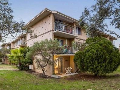 12/55 Deanmore Road, Scarborough WA 6019