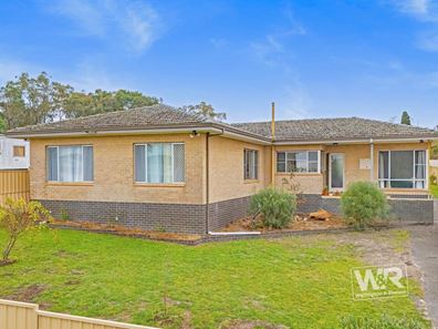 15 Booth Street, Mount Barker WA 6324