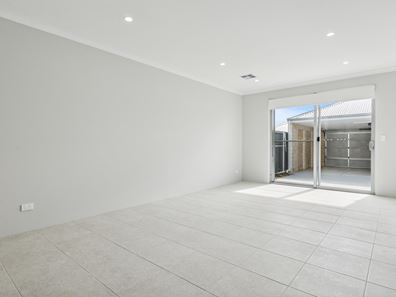 19 Neon Lane, Eglinton WA 6034