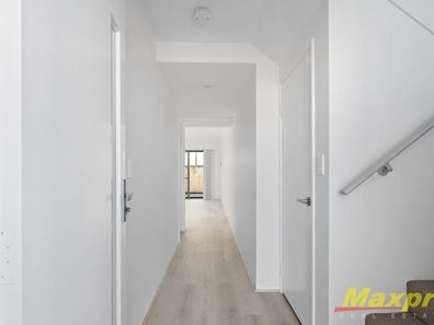 5/2 Pearson Drive, Success WA 6164