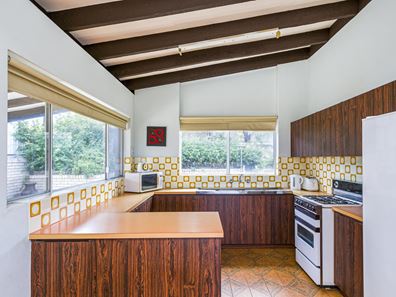 19 Turner Drive, Guilderton WA 6041