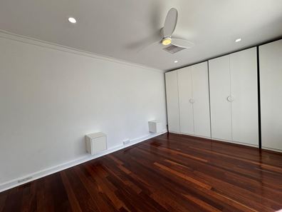 35 Grey Street, Bayswater WA 6053