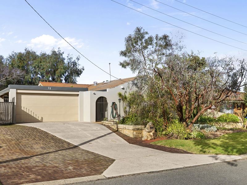 24 ELTON PLACE, Stirling
