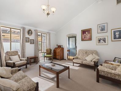 24 ELTON PLACE, Stirling WA 6021