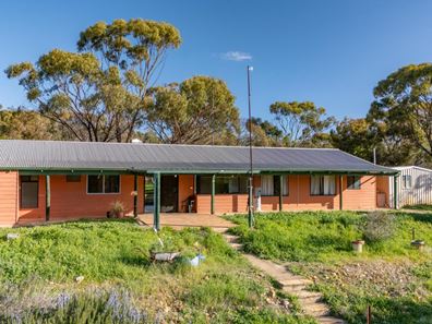 372 Julimar Road, West Toodyay WA 6566
