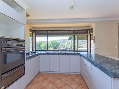 372 Julimar Road, West Toodyay WA 6566